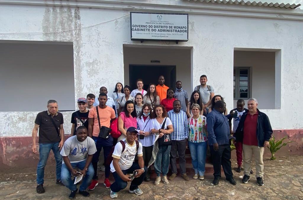 EcoYouth junta jovens de 4 países em Moçambique para promover a Educação Ambiental